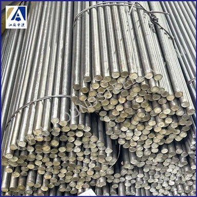 Barra de aço SAE 1045